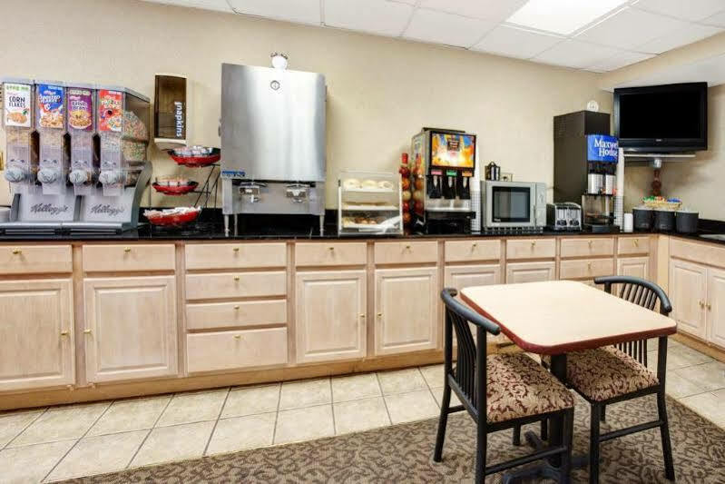 Ramada Limited Cockeysville Екстериор снимка